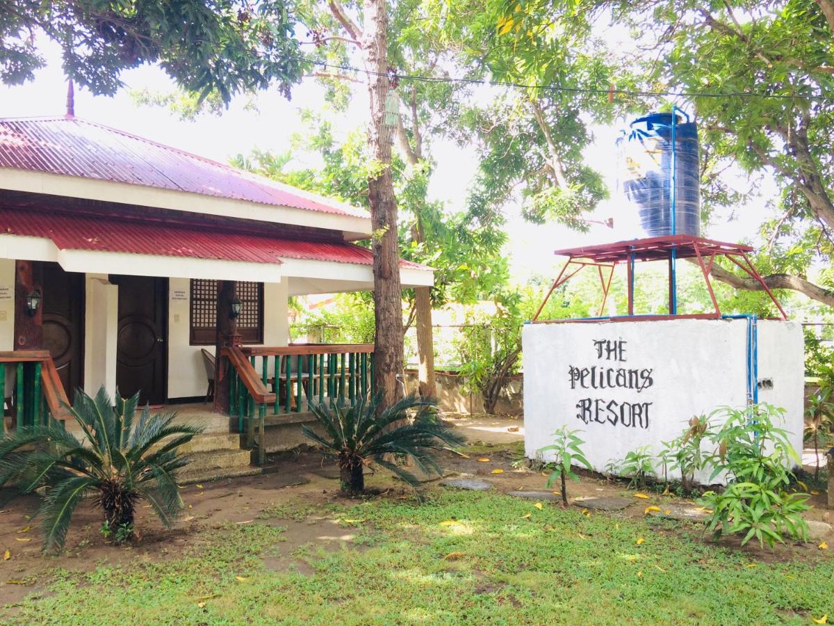 The Pelicans Resort Batangas Extérieur photo